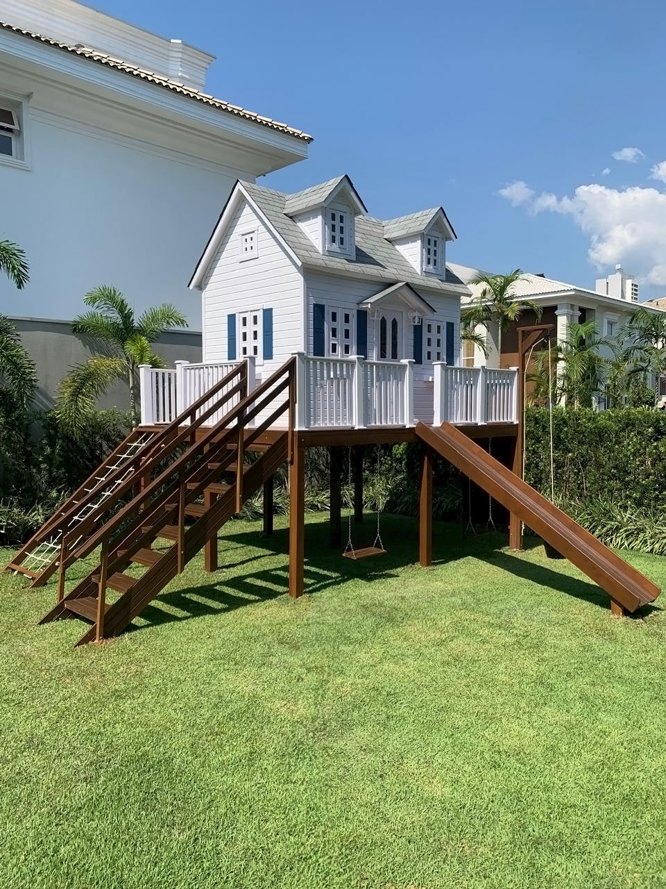 casinha americana suspensa